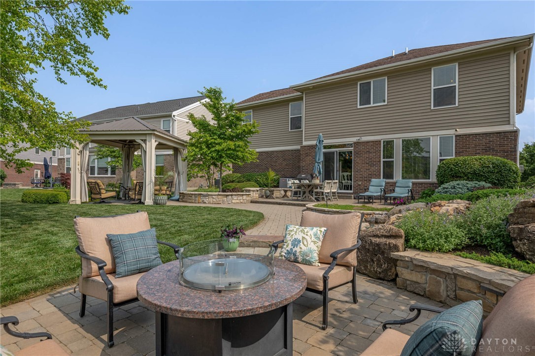 370 Clearsprings Drive, Springboro, Ohio image 40