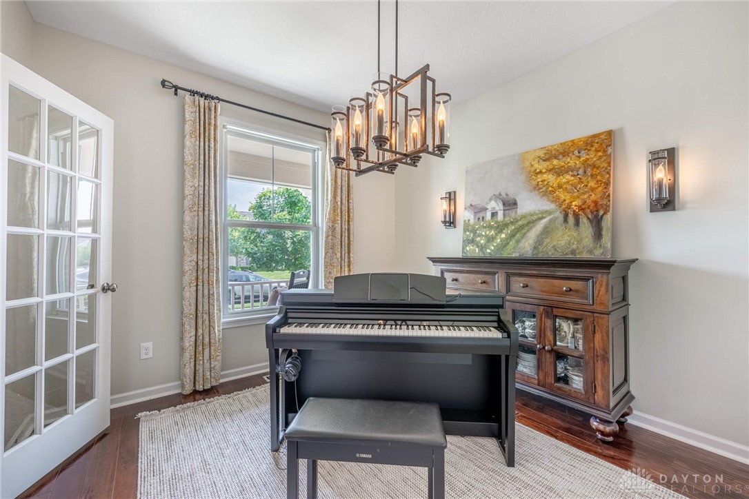 370 Clearsprings Drive, Springboro, Ohio image 8