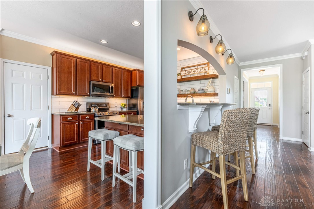 370 Clearsprings Drive, Springboro, Ohio image 15