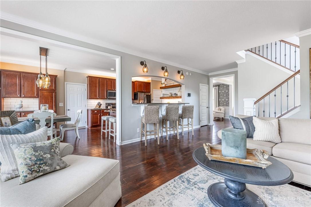 370 Clearsprings Drive, Springboro, Ohio image 12
