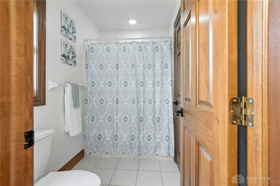 Washington Twp, Ohio 45458, United States, 4 Bedrooms Bedrooms, ,5 BathroomsBathrooms,Residential,Active,191076