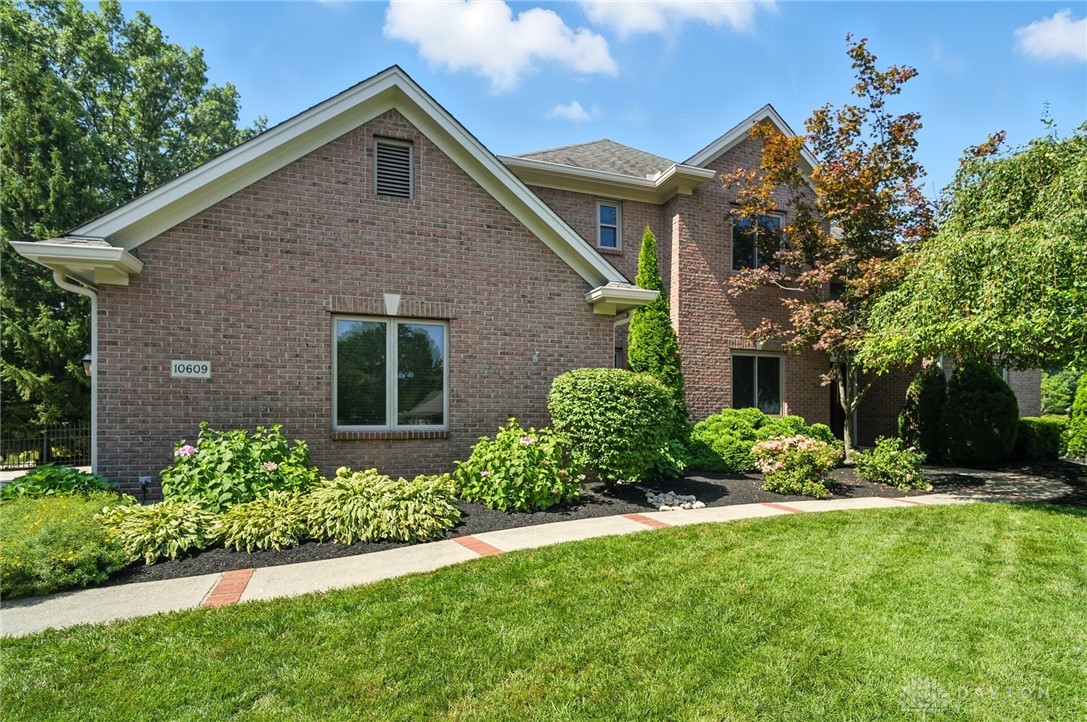 Washington Twp, Ohio 45458, United States, 4 Bedrooms Bedrooms, ,5 BathroomsBathrooms,Residential,Active,191076