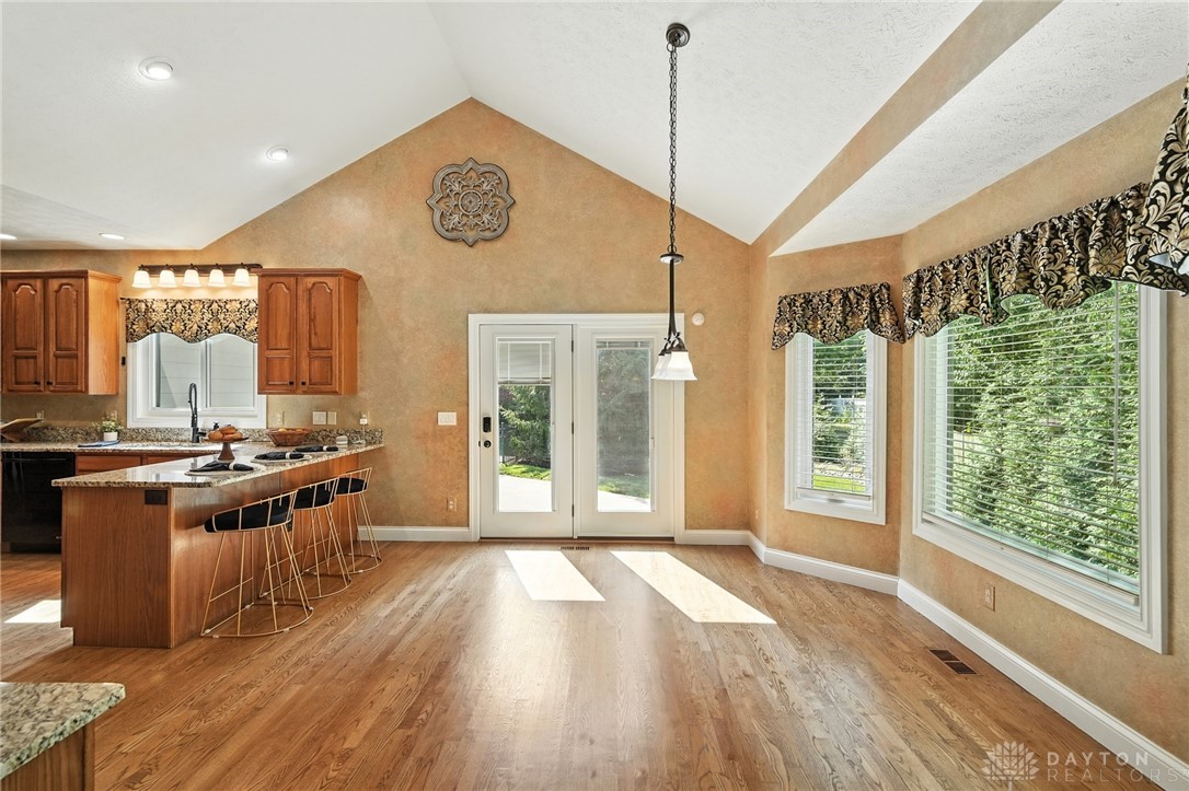 Washington Twp, Ohio 45458, United States, 4 Bedrooms Bedrooms, ,5 BathroomsBathrooms,Residential,Active,191076