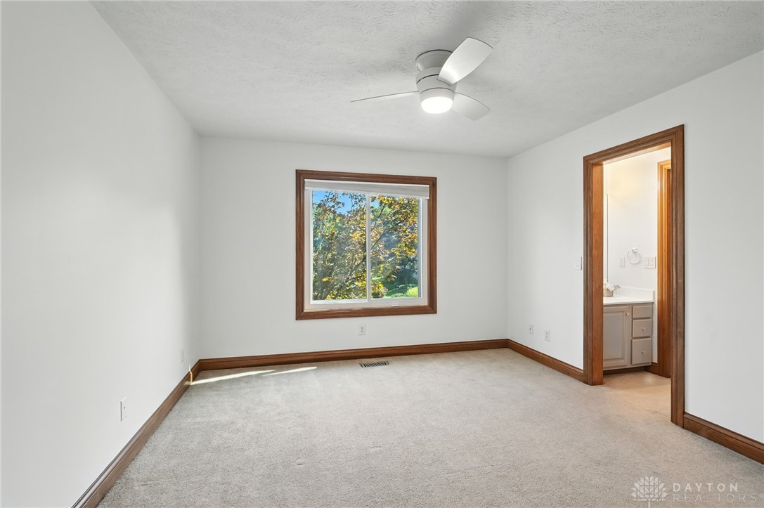 Washington Twp, Ohio 45458, United States, 4 Bedrooms Bedrooms, ,5 BathroomsBathrooms,Residential,Active,191076