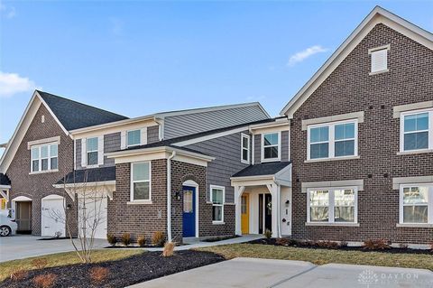 Condo For Sale - 421 Bethpage Way #7-102<br/> Warren County, Lebanon, OH 45036