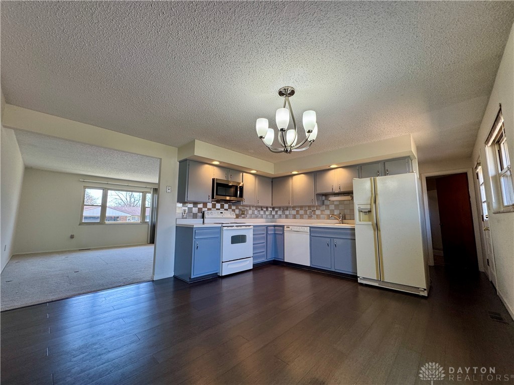 4655 Rathburn Drive, Englewood, Ohio image 3