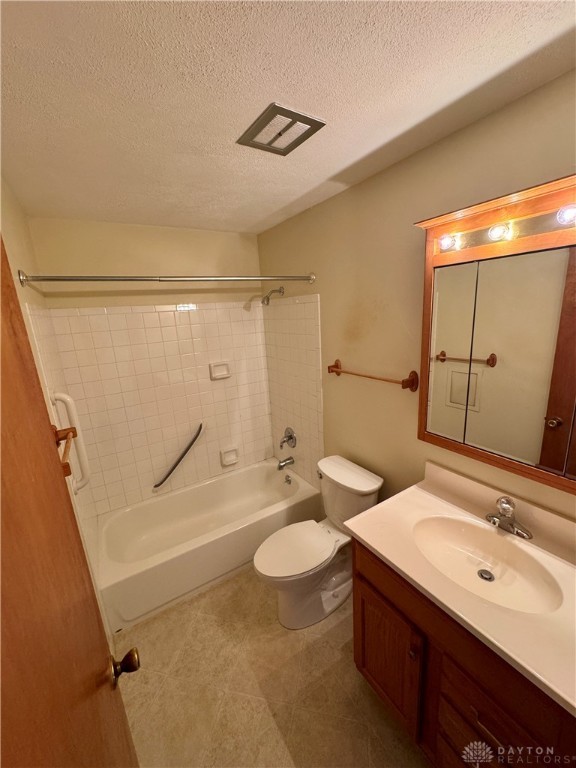 4655 Rathburn Drive, Englewood, Ohio image 12