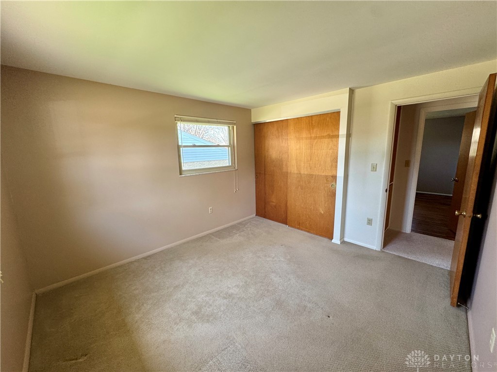4655 Rathburn Drive, Englewood, Ohio image 19