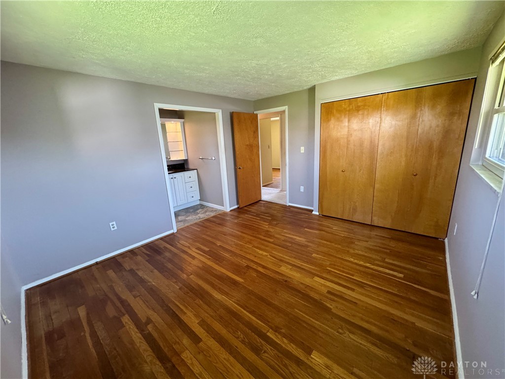 4655 Rathburn Drive, Englewood, Ohio image 25