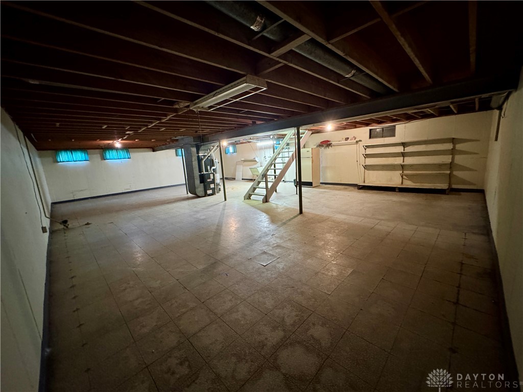 4655 Rathburn Drive, Englewood, Ohio image 31