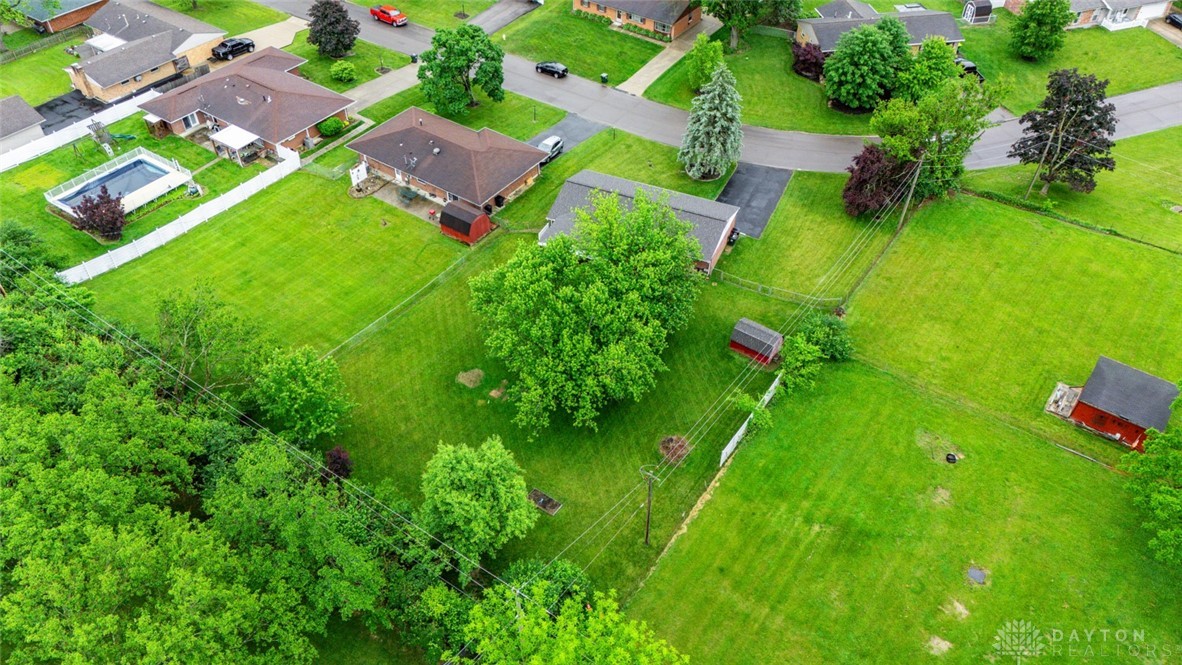 2325 Mardell Drive, Dayton, Ohio image 5