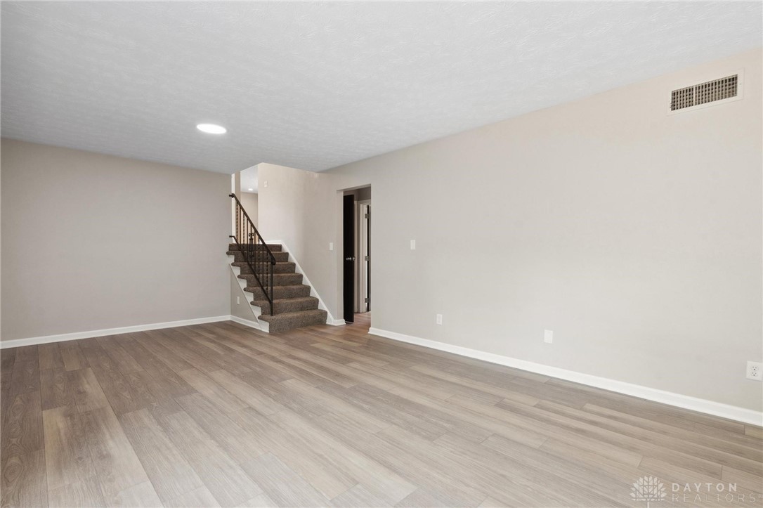 2449 Pine Knott Drive, Beavercreek, Ohio image 29