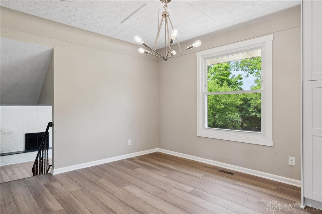 2449 Pine Knott Drive, Beavercreek, Ohio image 14