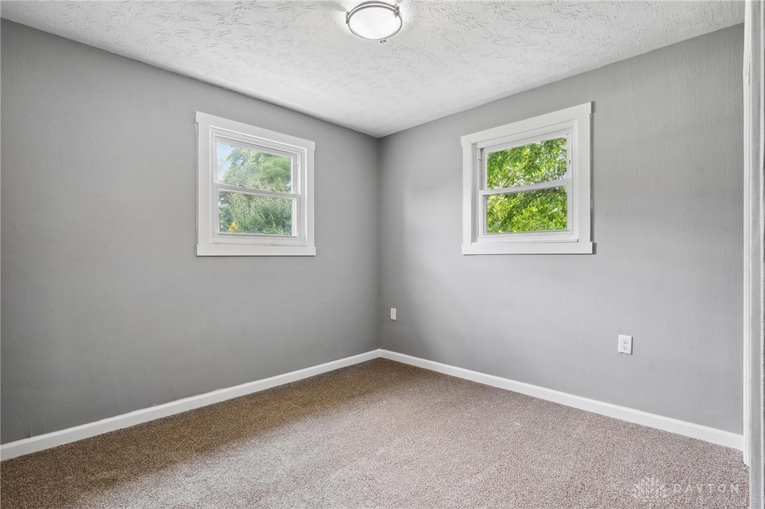 2449 Pine Knott Drive, Beavercreek, Ohio image 32