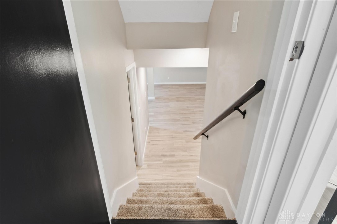 2449 Pine Knott Drive, Beavercreek, Ohio image 34