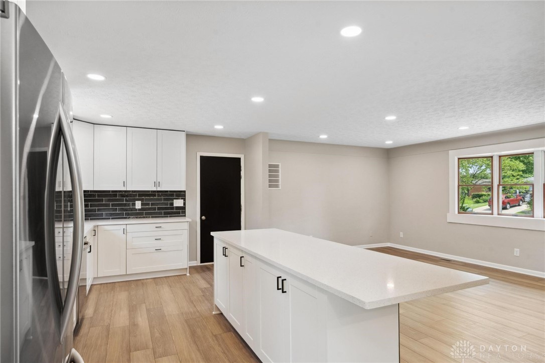 2449 Pine Knott Drive, Beavercreek, Ohio image 11