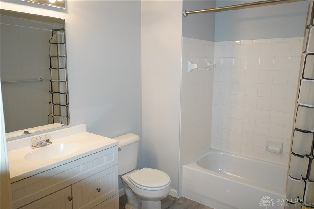 3049 Westminster Drive #101, Beavercreek, Ohio image 5