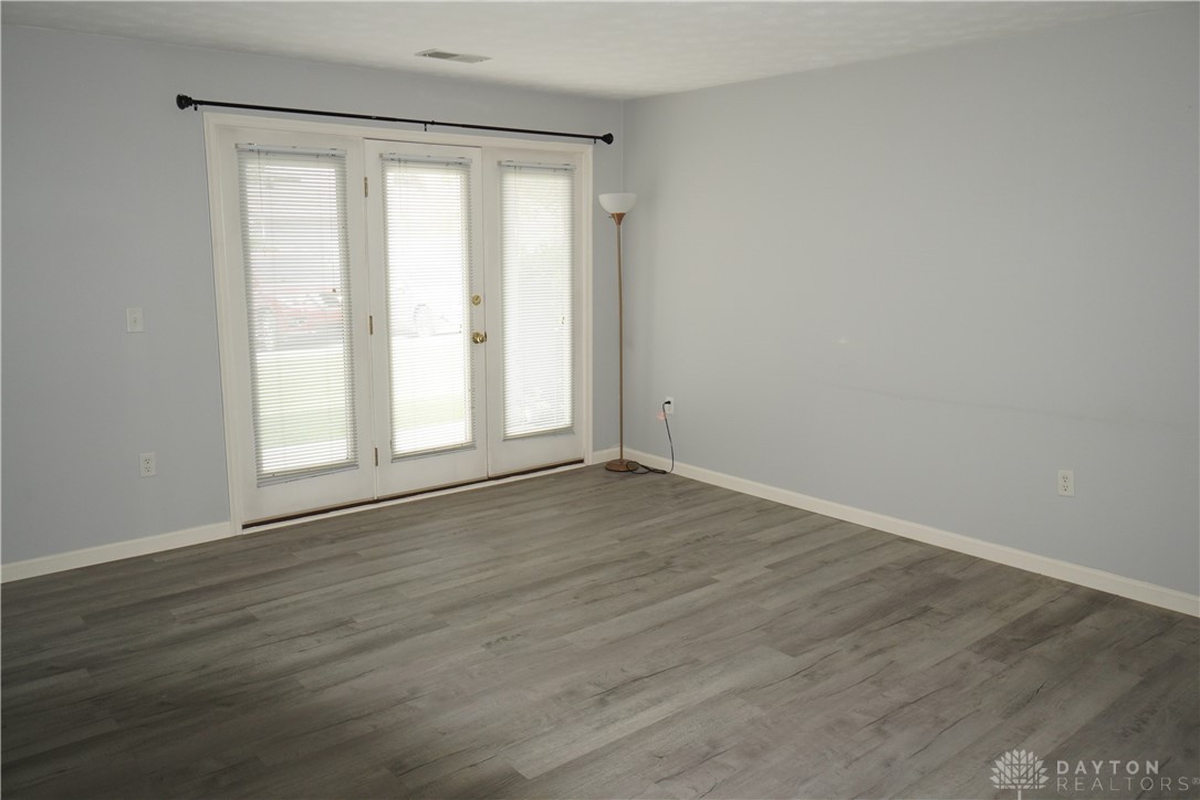 3049 Westminster Drive #101, Beavercreek, Ohio image 2