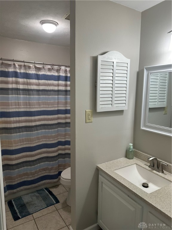 2419 Meadow Green Drive, Beavercreek, Ohio image 7