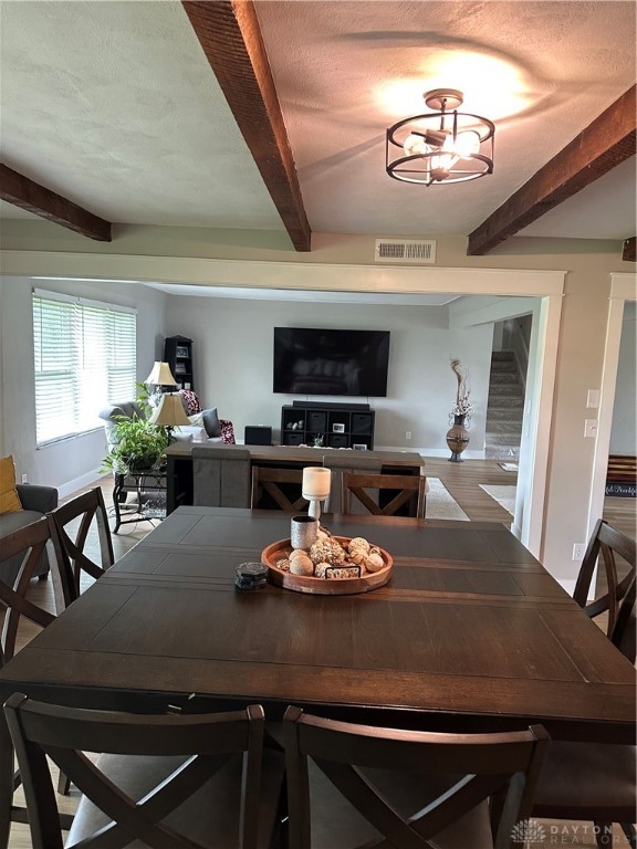 2419 Meadow Green Drive, Beavercreek, Ohio image 16