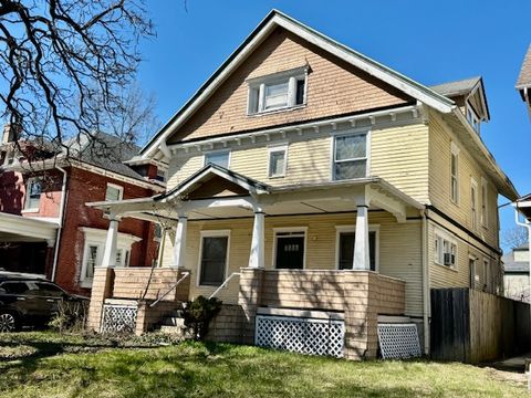 Photo of 161 Lexington Avenue, Dayton, OH 45402 (MLS # 954917)