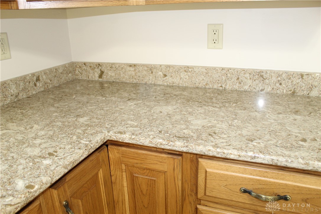 4640 Limrick Road, Green Township, Ohio image 34