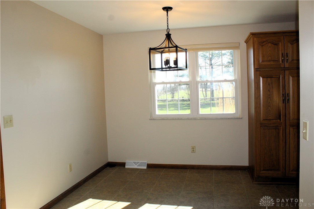 4640 Limrick Road, Green Township, Ohio image 27