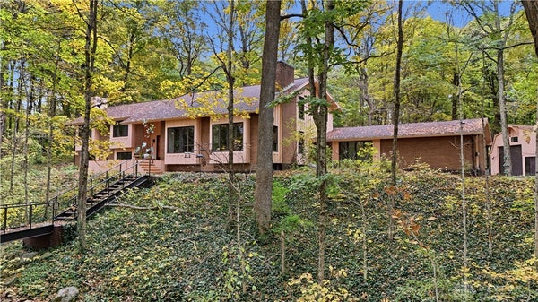2302 KERSHNER RD, DAYTON, OH 45414 - Image f48257c8bd2b683ed83eaf58d288a630/2819010874
