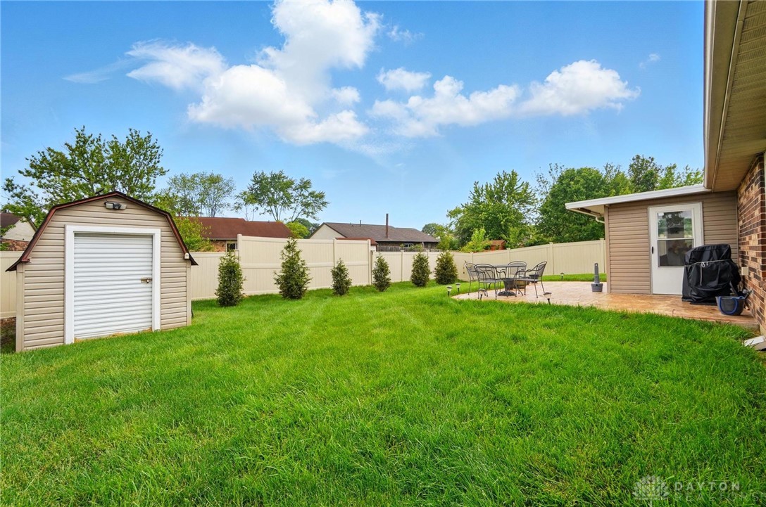 8731 Emeraldgate Drive, Dayton, Ohio image 33