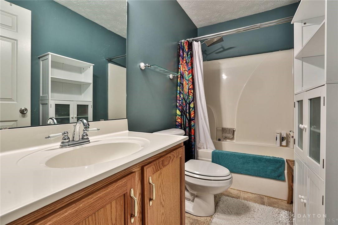 7270 Franklin Madison Road, Franklin, Ohio image 16