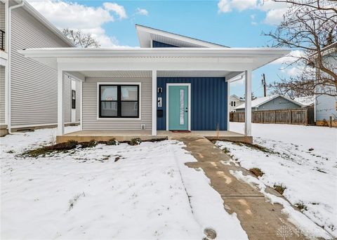 Photo of 115 N Williams Street, Dayton, OH 45402 (MLS # 947448)