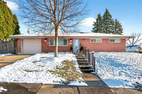 Photo of 5002 Rye Drive, Huber Heights, OH 45424 (MLS # 948966)