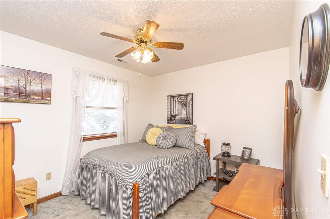 619 Lakengren Drive, Eaton, Ohio image 21