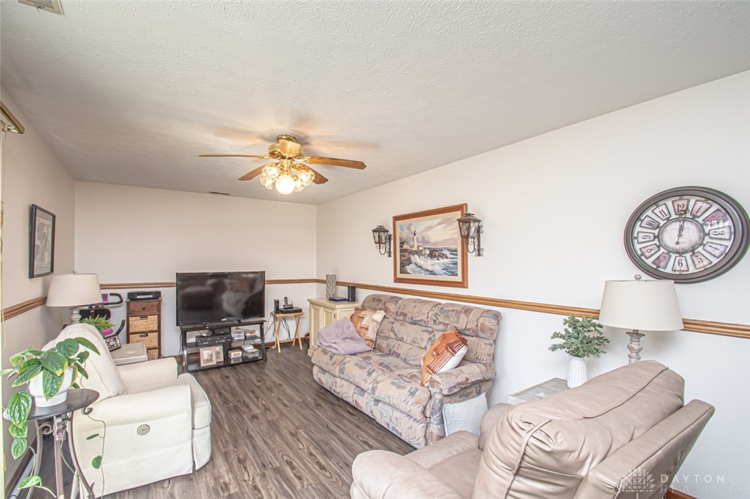 619 Lakengren Drive, Eaton, Ohio image 16