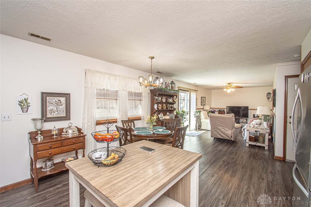 619 Lakengren Drive, Eaton, Ohio image 12