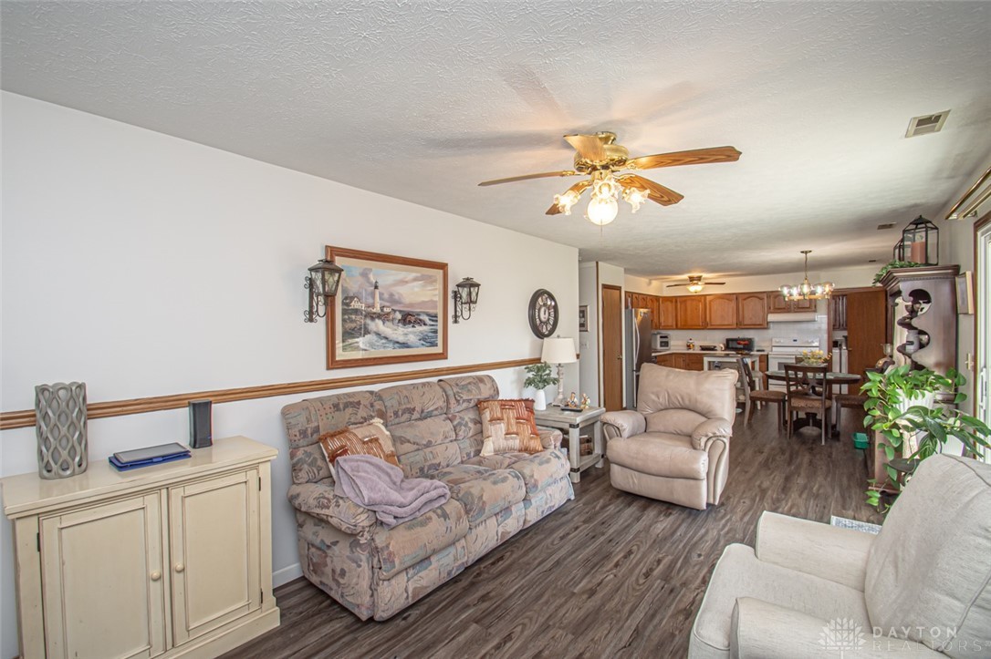619 Lakengren Drive, Eaton, Ohio image 15