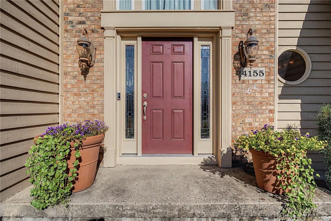 4155 Country Glen Circle