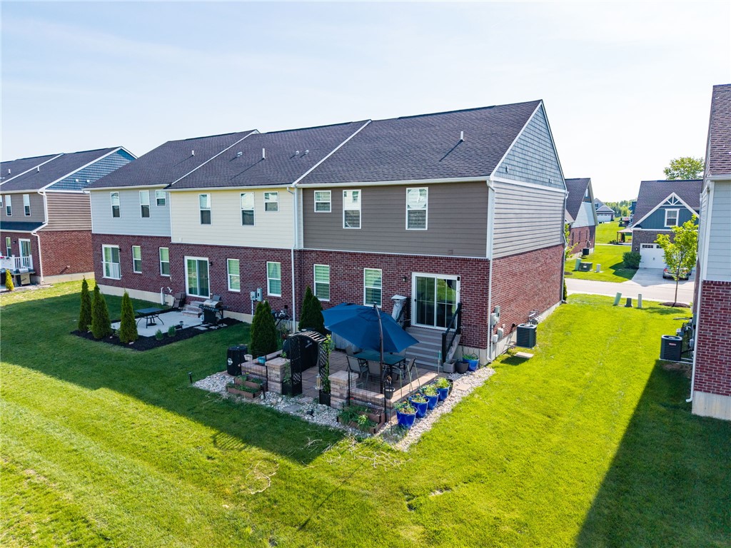 5931 Stones Throw Way