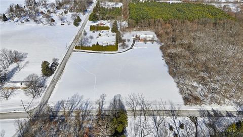 Photo of 5060 Morris Road, Springfield, OH 45502 (MLS # 951502)