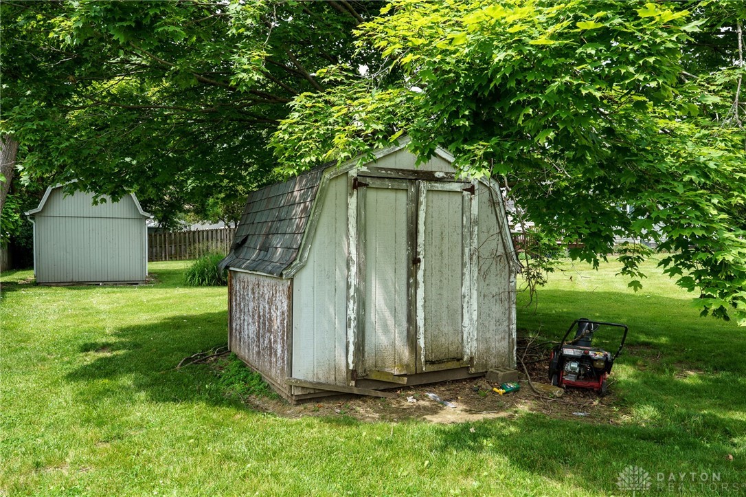 830 Salem Street, Brookville, Ohio image 36