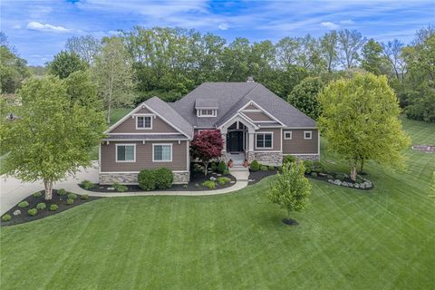 Photo of 7288 Contessa Way, Clearcreek Twp, OH 45068 (MLS # 957366)