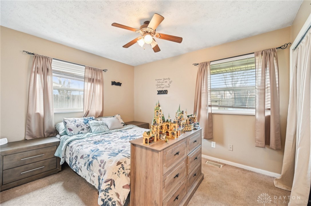 1583 Roxbury Drive, Xenia, Ohio image 17