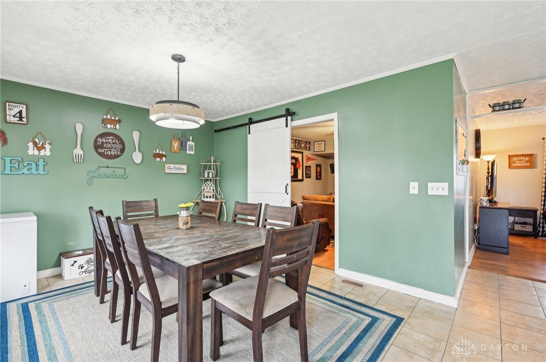 1583 Roxbury Drive, Xenia, Ohio image 10