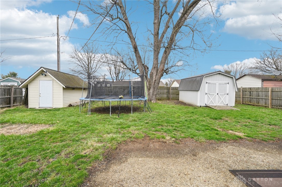 1583 Roxbury Drive, Xenia, Ohio image 29