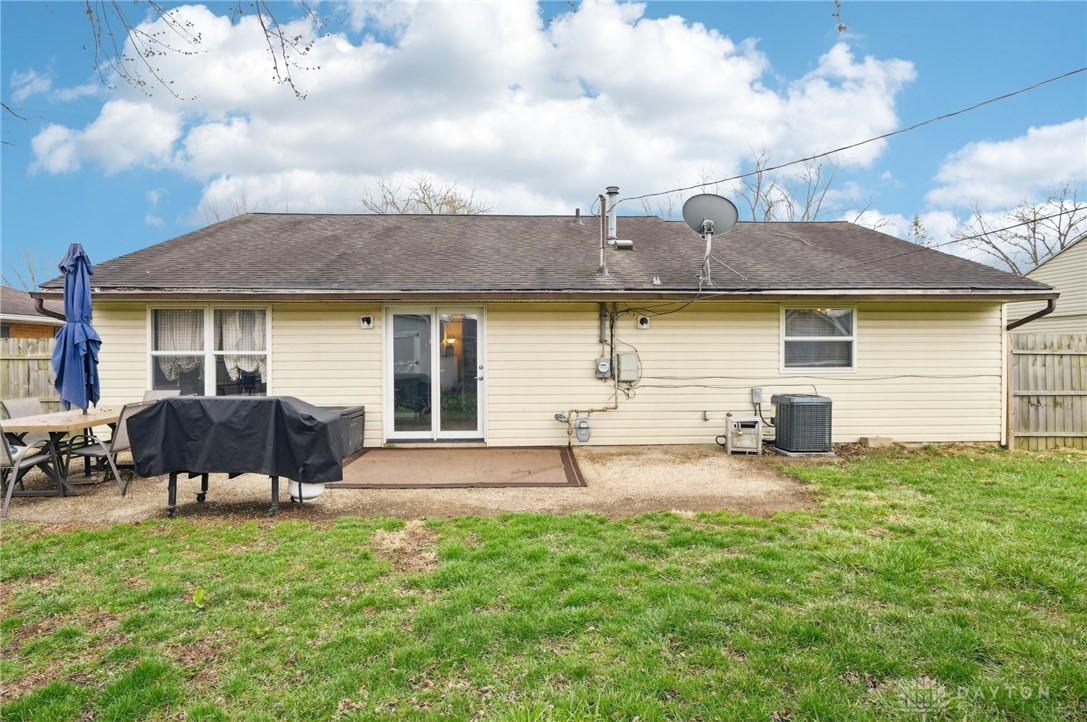 1583 Roxbury Drive, Xenia, Ohio image 24