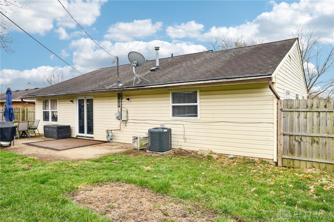 1583 Roxbury Drive, Xenia, Ohio image 23