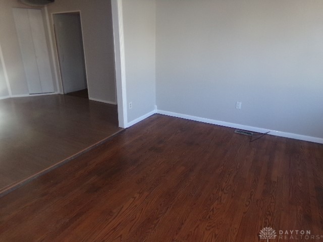 516 N Church Street, New Carlisle, Ohio image 3