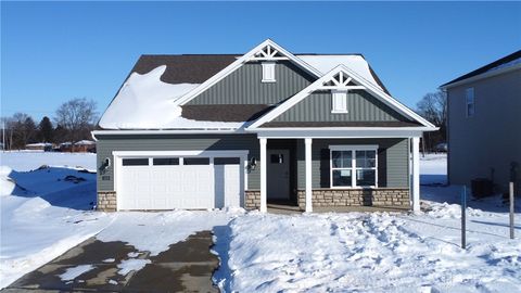 Photo of 2210 Hackberry Street, Springfield, OH 45505 (MLS # 948873)