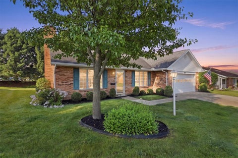 Homes For Sale - 1814 Primrose Lane<br/> Fairborn, OH 45324