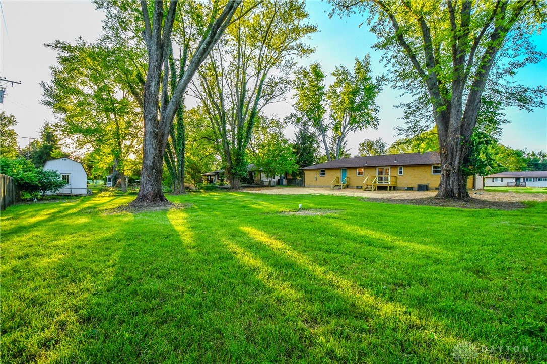4189 W Franklin Street, Bellbrook, Ohio image 23